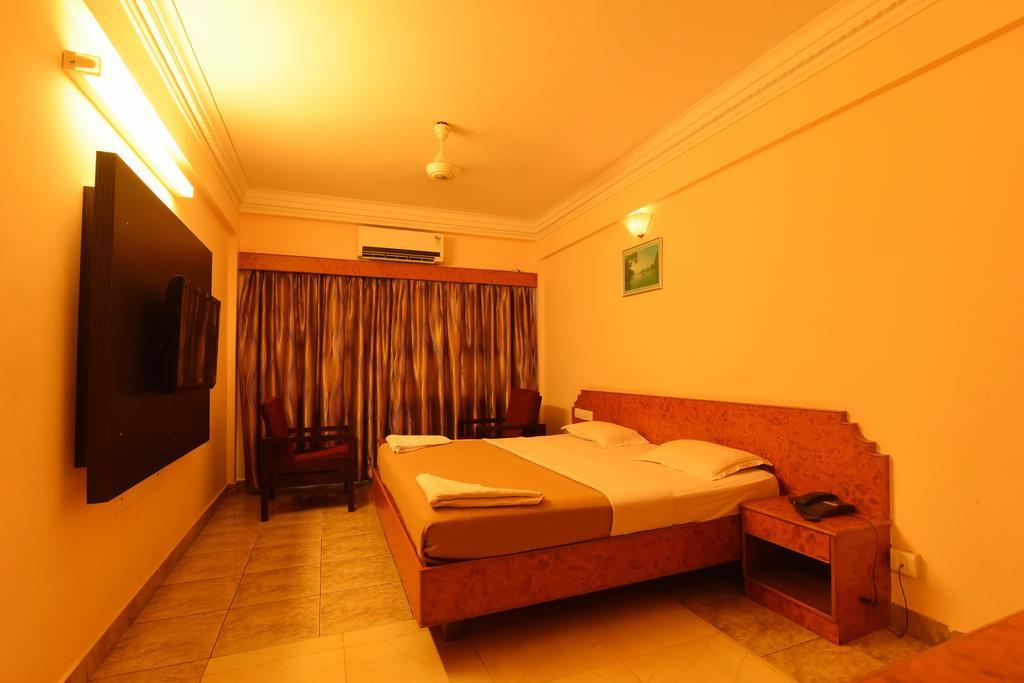 Hotel Sri Ram Residency Udupi Chambre photo